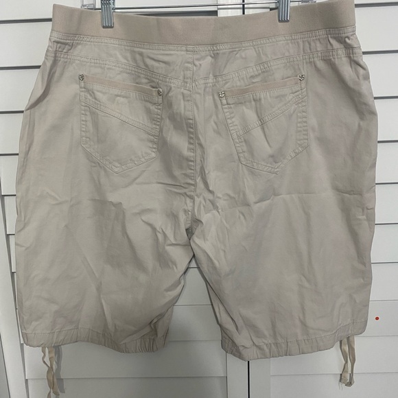 Women’s Beige Cargo Shorts - Picture 2 of 5